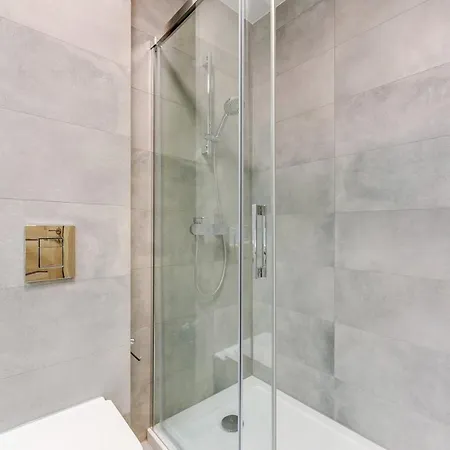 Goma Rent Chmielna 63 Waterlane Island Spa&wellness Appartement *