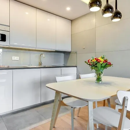 Goma Rent Chmielna 63 Waterlane Island Spa&wellness Apartmán *